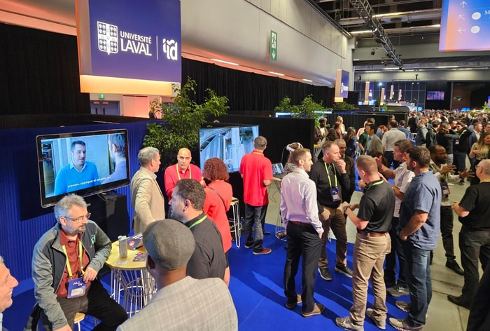 Le kiosque Université Laval / IID a suscité un intérêt soutenu tout au long de l’événement.
